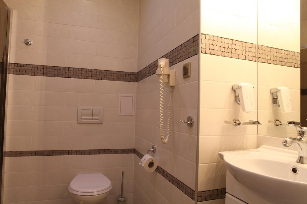 Hotel Srodmiejski Zielona Gora  Luaran gambar