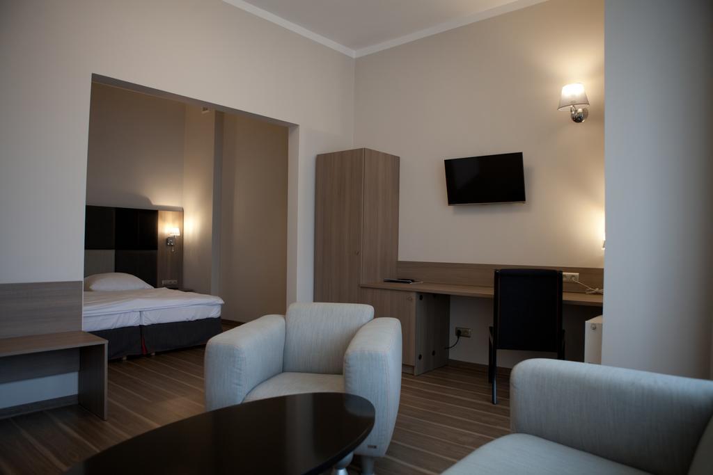 Hotel Srodmiejski Zielona Gora  Luaran gambar