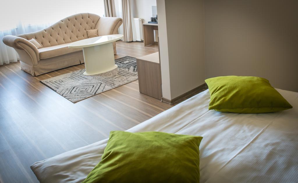 Hotel Srodmiejski Zielona Gora  Luaran gambar