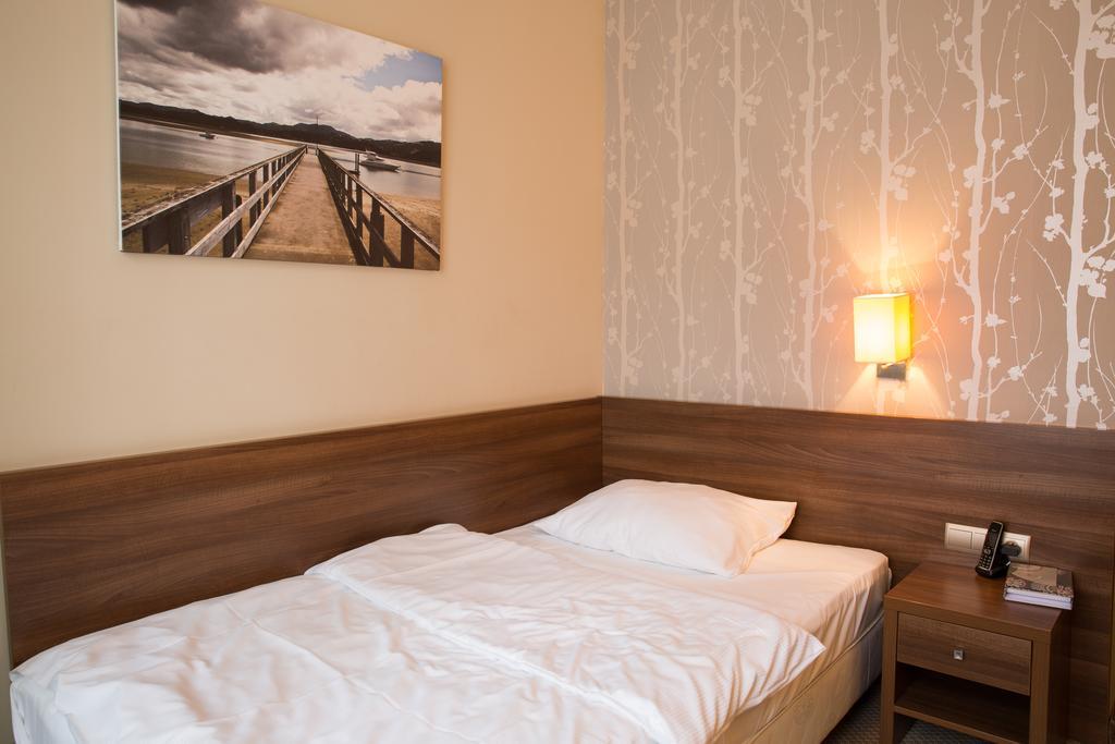 Hotel Srodmiejski Zielona Gora  Luaran gambar