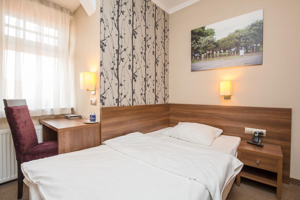 Hotel Srodmiejski Zielona Gora  Luaran gambar