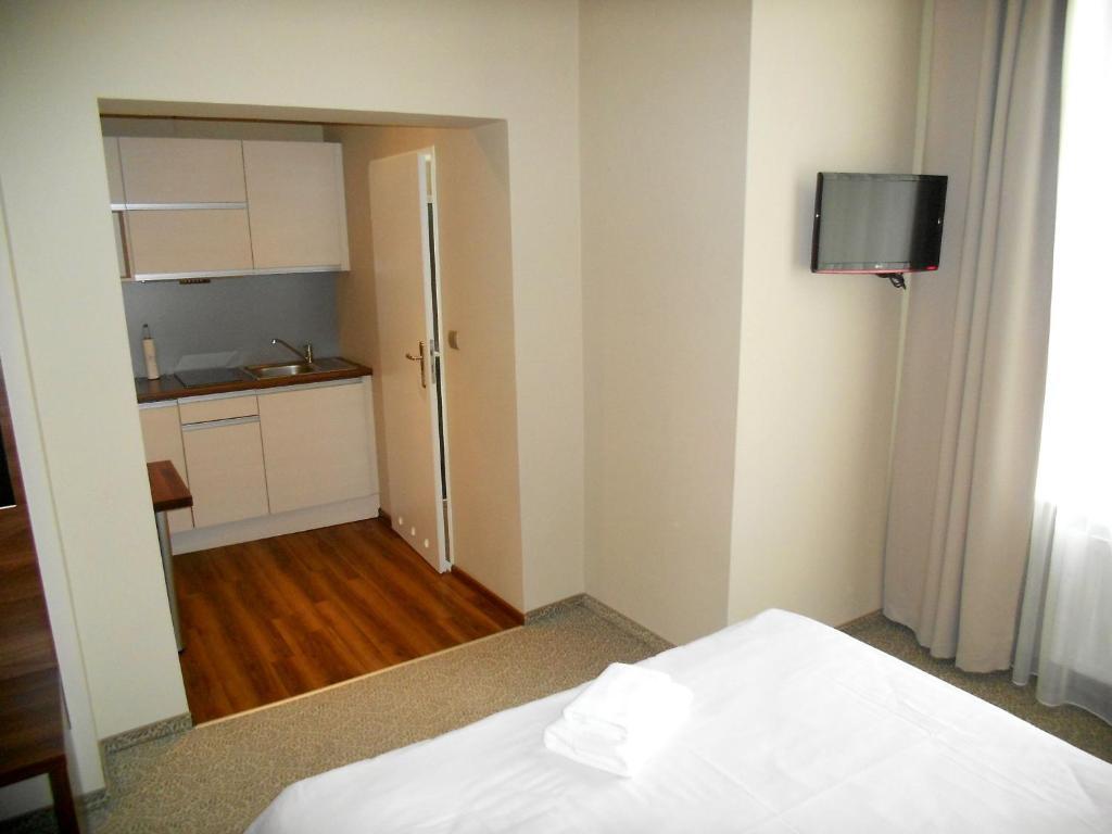 Hotel Srodmiejski Zielona Gora  Bilik gambar