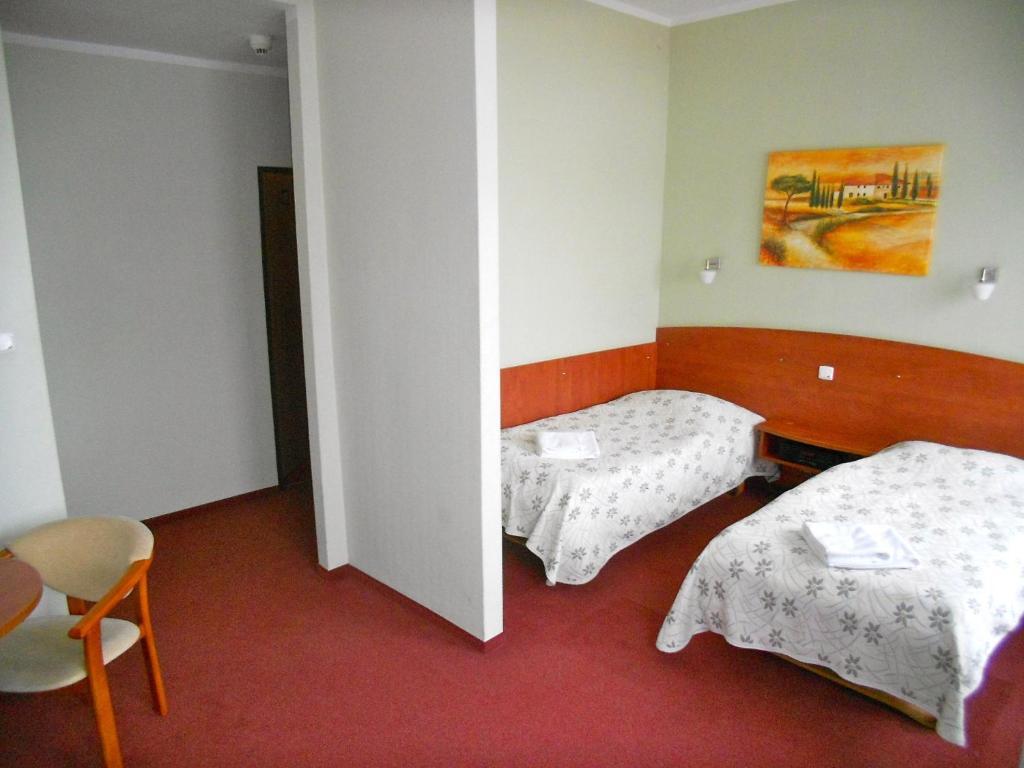 Hotel Srodmiejski Zielona Gora  Bilik gambar